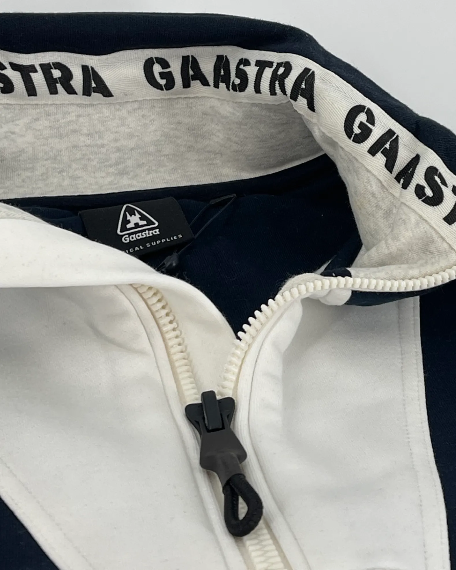 Retro Trui Upstream Met Color Blocking